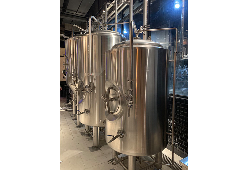 2018年5月 鹅岛百威（莆田）500L精酿啤酒交钥匙工程完成安装 (9)